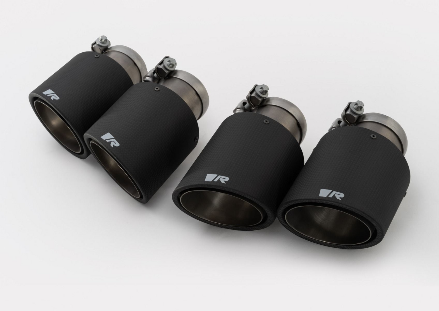 Tail pipe set L/R consisting of 4 Carbon tail pipes Ø 102 mm angled/angled Titanium internals with adjustable spherical clamp connection
