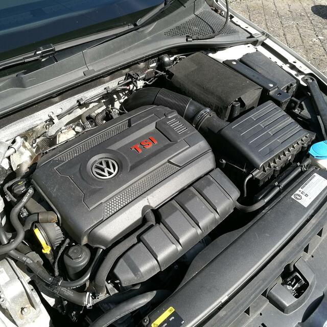 Ramair 2.0 TSI MQB V.A.G Performance Intake Kit With Red Intake Hose