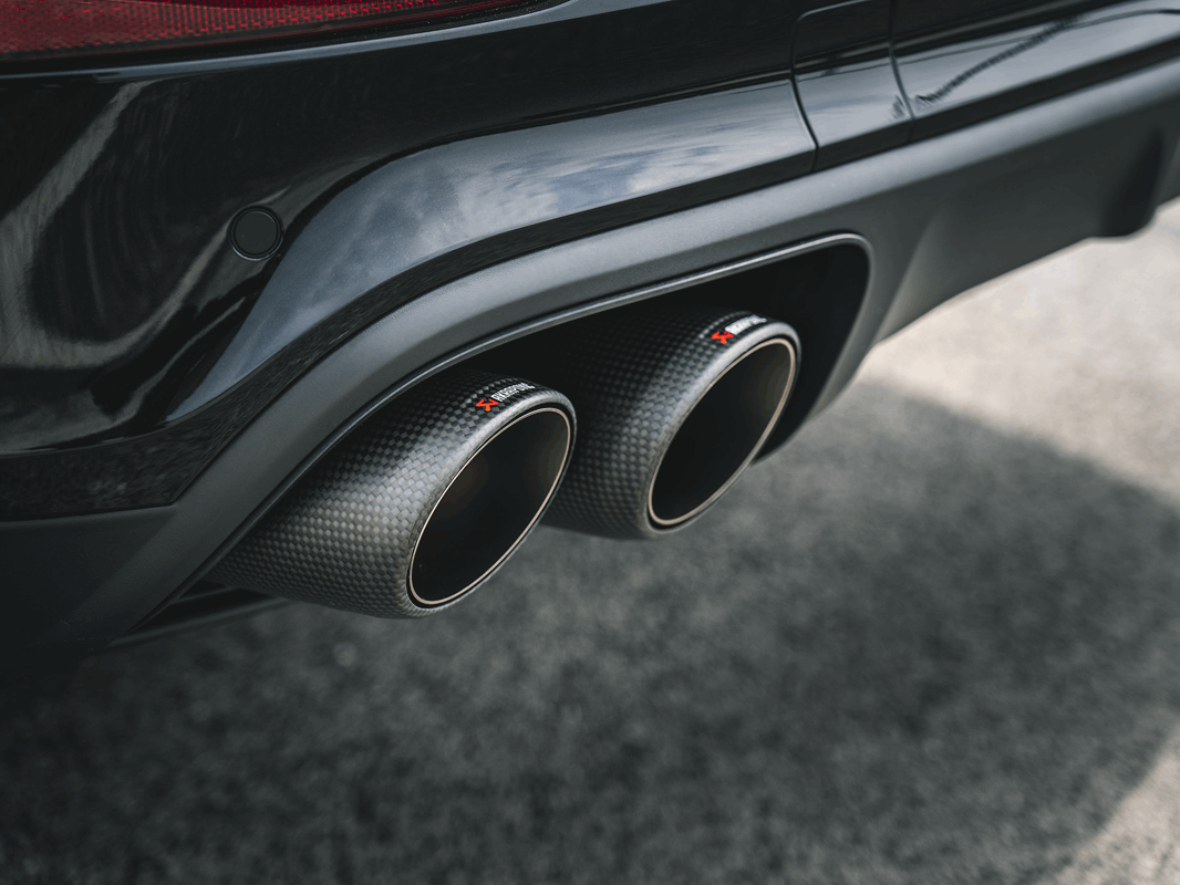 Porsche Cayenne / E-Hybrid / S / Turbo / GTS / Turbo S E-Hybrid / Coupé (536) Akrapovic Tail Pipe Set (Carbon)