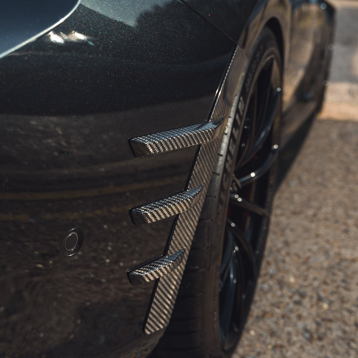 BMW G87 M2 CARBON FIBRE REAR SIDE FENDER TRIM - CT DESIGN