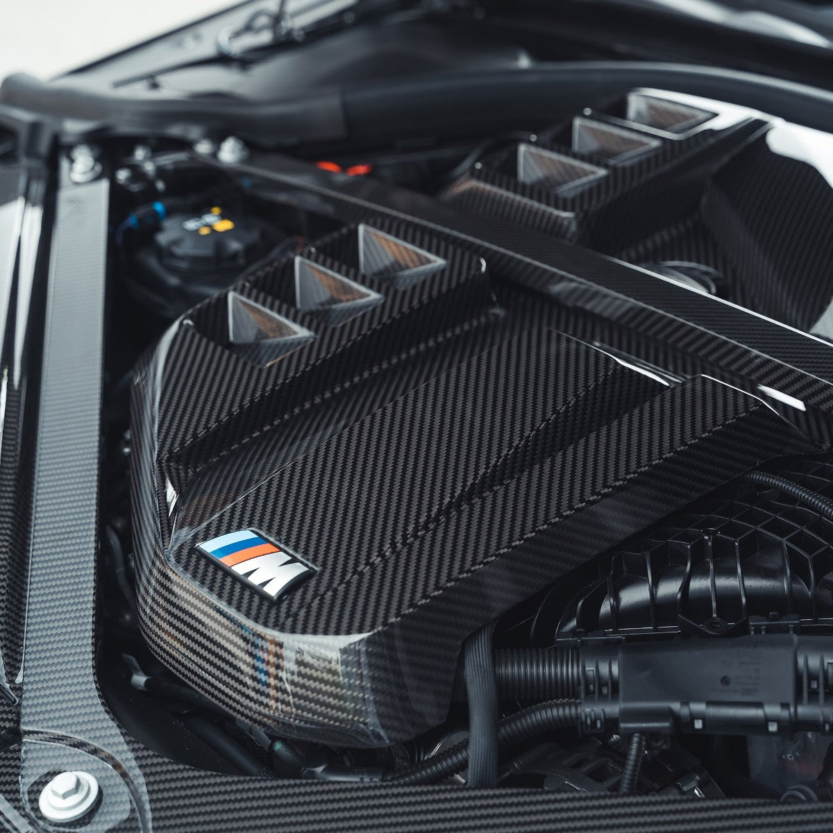 BMW M2 M3 & M4 G87/G80/G81/G82/G83 CARBON FIBRE ENGINE DRESS UP KIT V2 - CT DESIGN