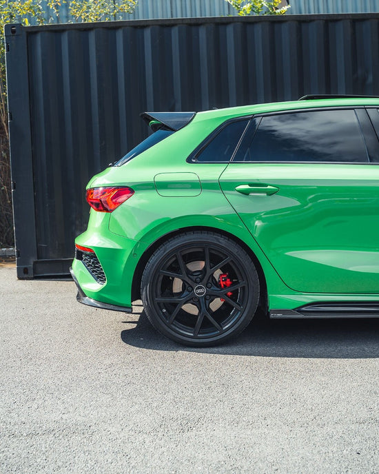 AUDI RS3 8Y CARBON FIBRE SIDE SKIRTS - CT DESIGN