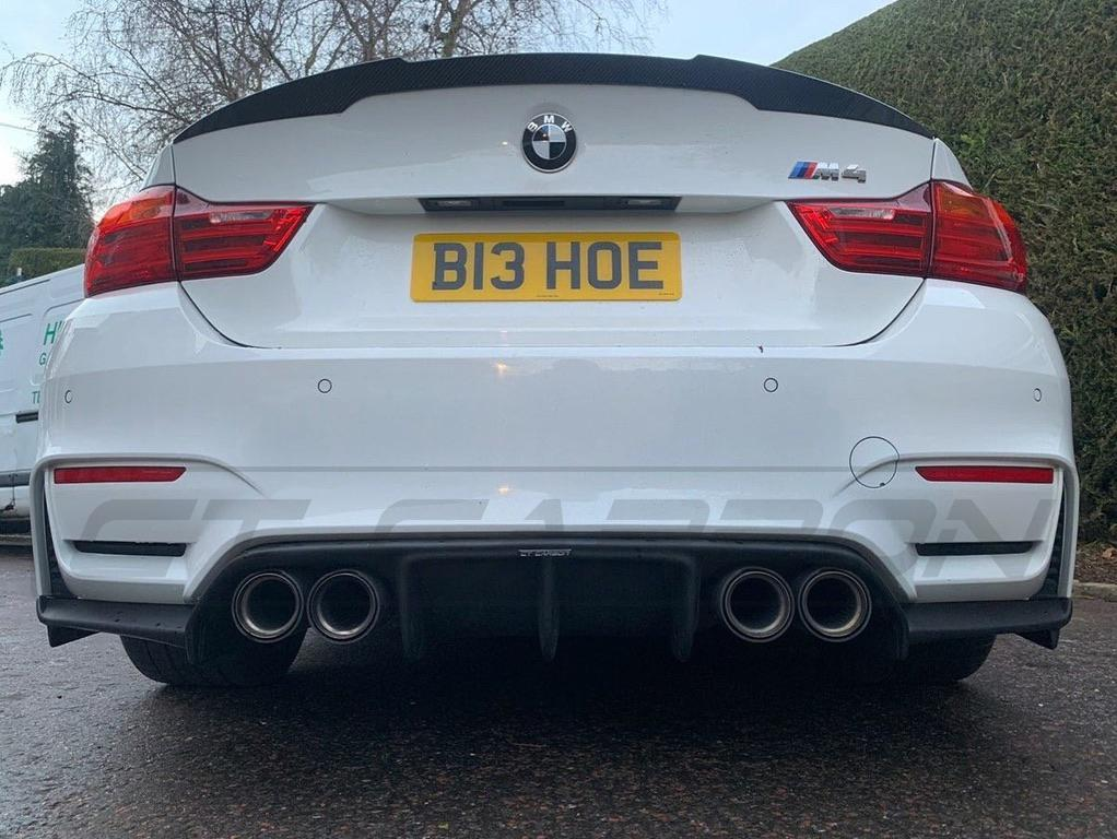 BMW M3 & M4 F80/F82/F83 GLOSS BLACK DIFFUSER - V STYLE
