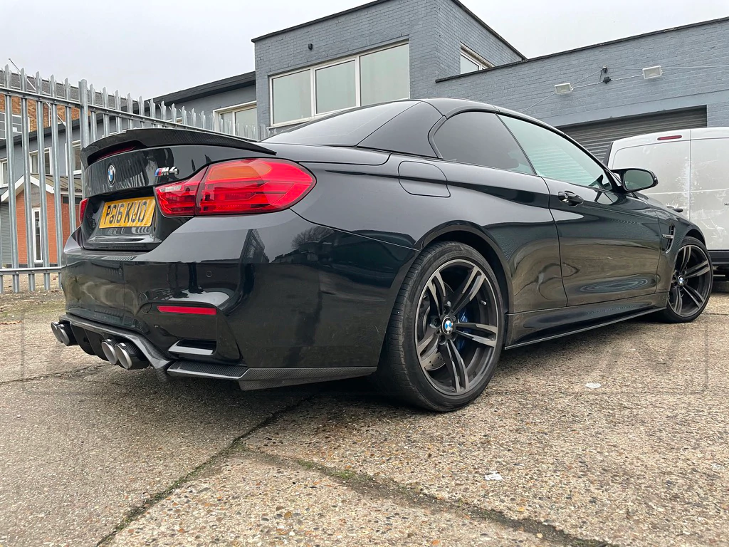 BMW M3 & M4 F80/F82/F83 CARBON FIBRE SIDE SKIRTS - MP STYLE