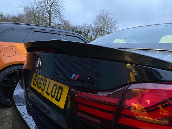 BMW M4 & 4 SERIES F83/F33 CARBON FIBRE SPOILER - V STYLE