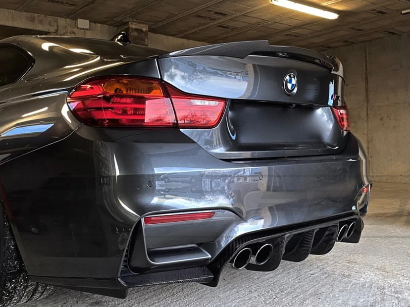 BMW M3 & M4 F80/F82/F83 CARBON FIBRE DIFFUSER - V-STYLE