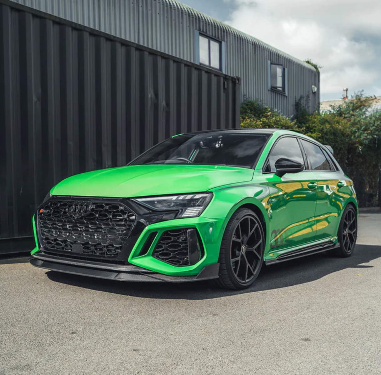 Audi RS3 8Y Sportback Carbon Fibre Kit Without Spoiler