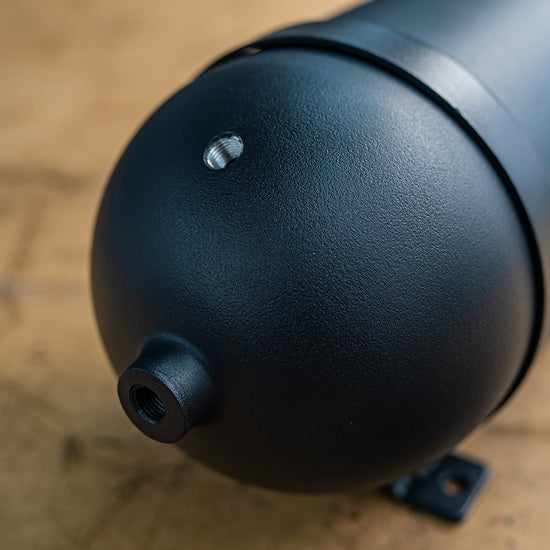 3 Gallon Black Seamless Tank By CompressAir
